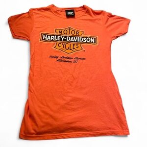 Women’s Harley Davidson Museum Milwaukee WI Orange Shirt Size XL